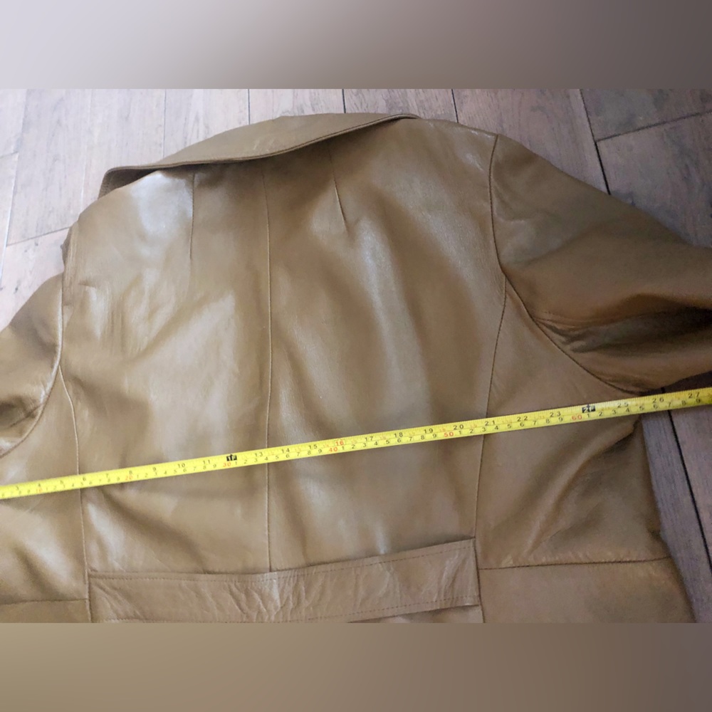 COPY - Vintage Stall Leather Trench Coat - Picture 10 of 16